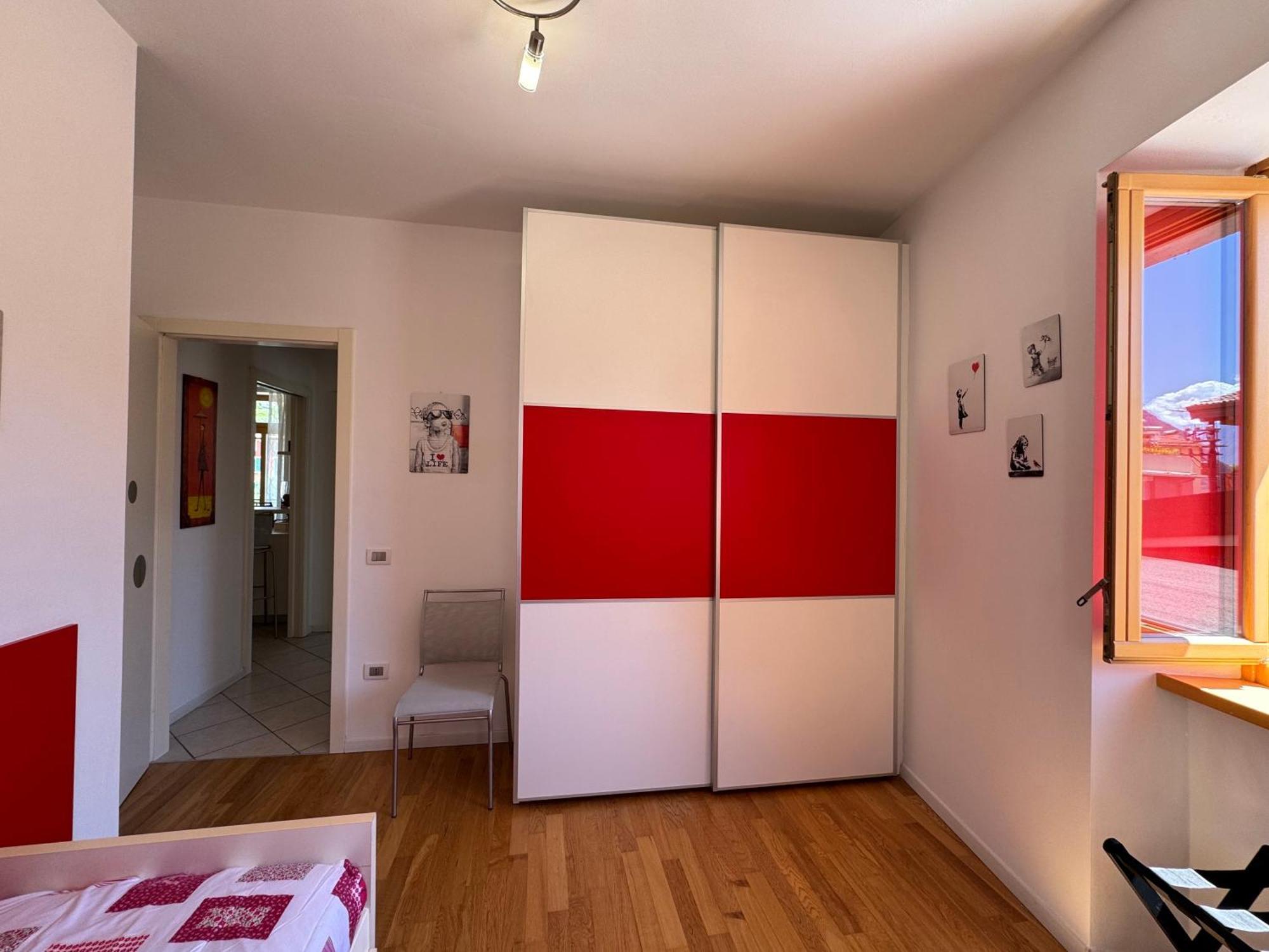 Das Rote Haus リーヴァ・デル・ガルダ エクステリア 写真